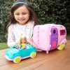 Set de joaca Barbie Family & Friends,  Rulota cu accesorii si papusa Chelsea