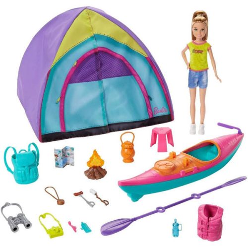 Set de joaca Barbie,  Papusa Team Stacie cort si accesorii